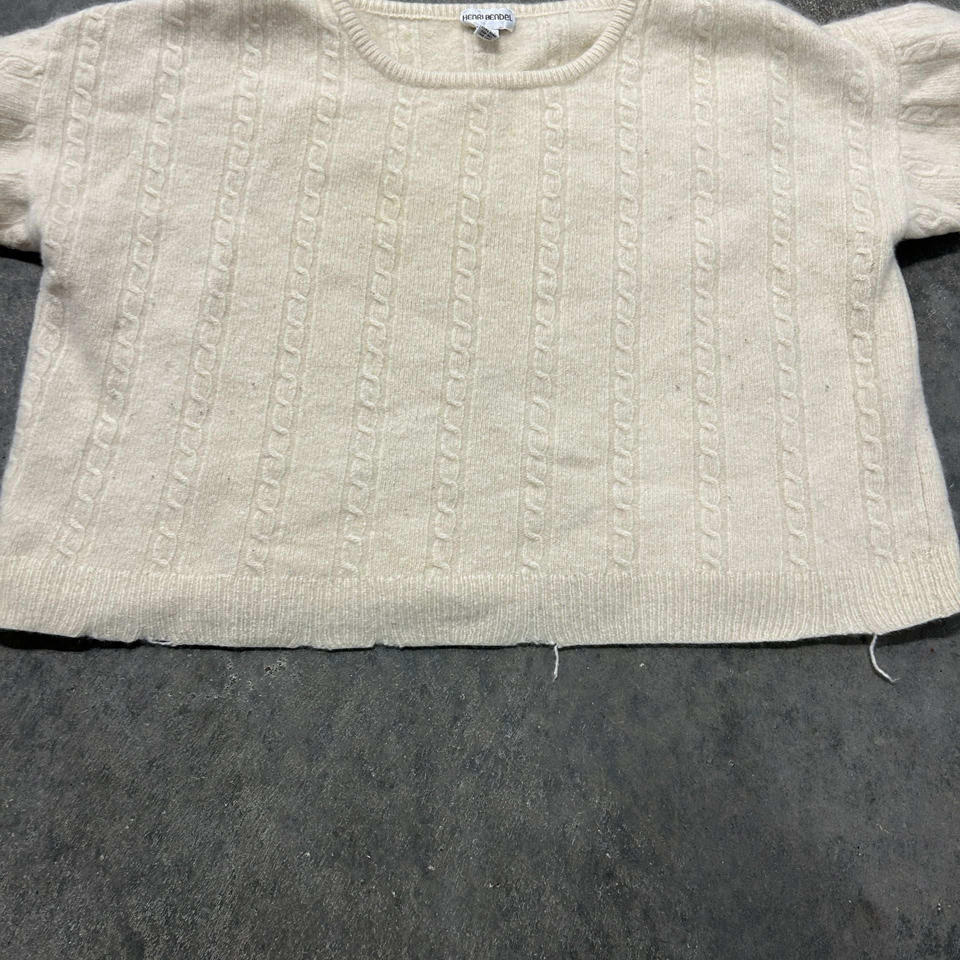 Kalliope Cropped Cable Knit Sweater 5