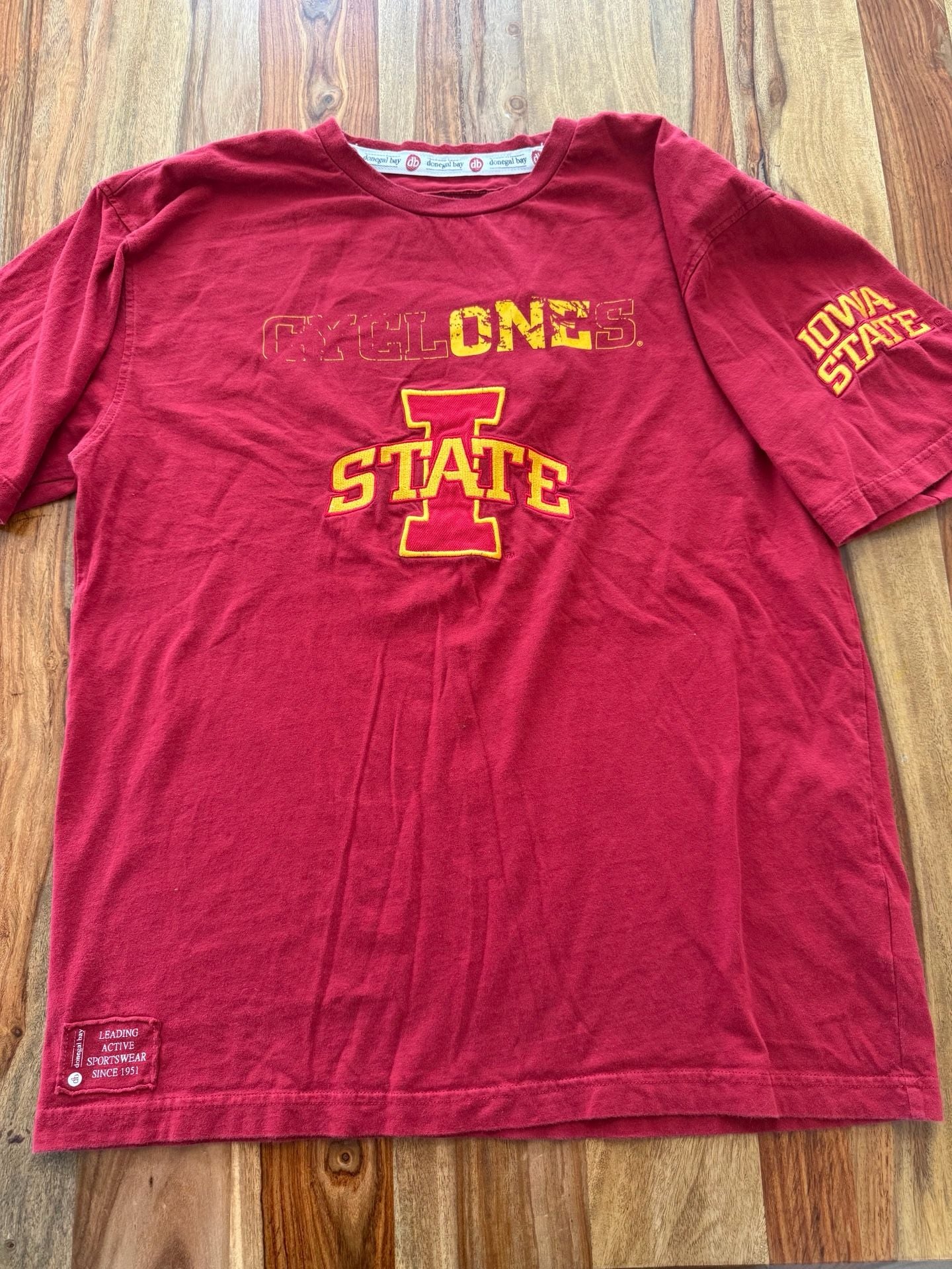 Embroidered Iowa State Cyclones T-Shirt Size Large Red 2