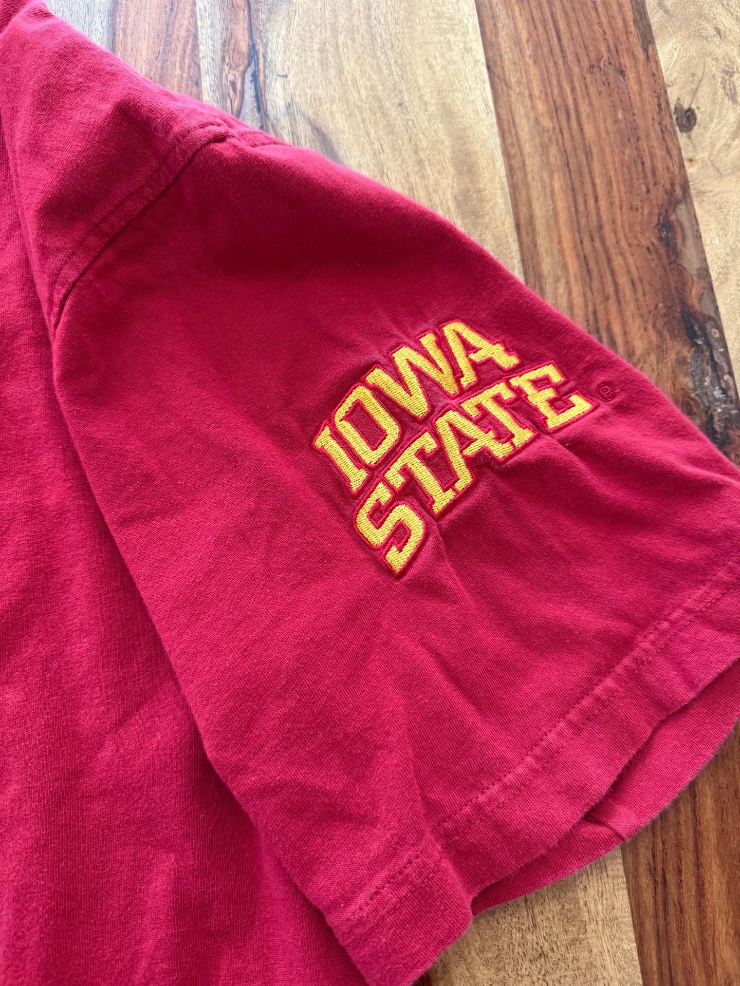 Embroidered Iowa State Cyclones T-Shirt Size Large Red 4