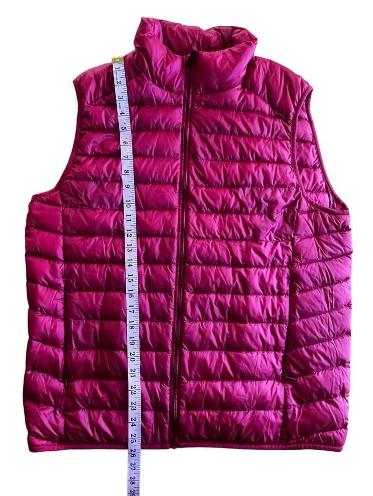 UNIQLO Down Puffer Vest Size L Raspberry Pink Lightweight Quilted Full Zip 10