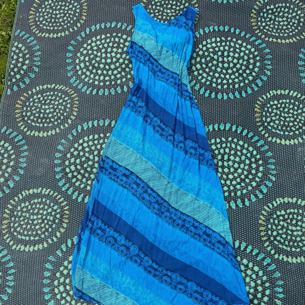 DJ Int'l Maxi Dress Size 9/10 Blue Geometric Print Rayon Sundress