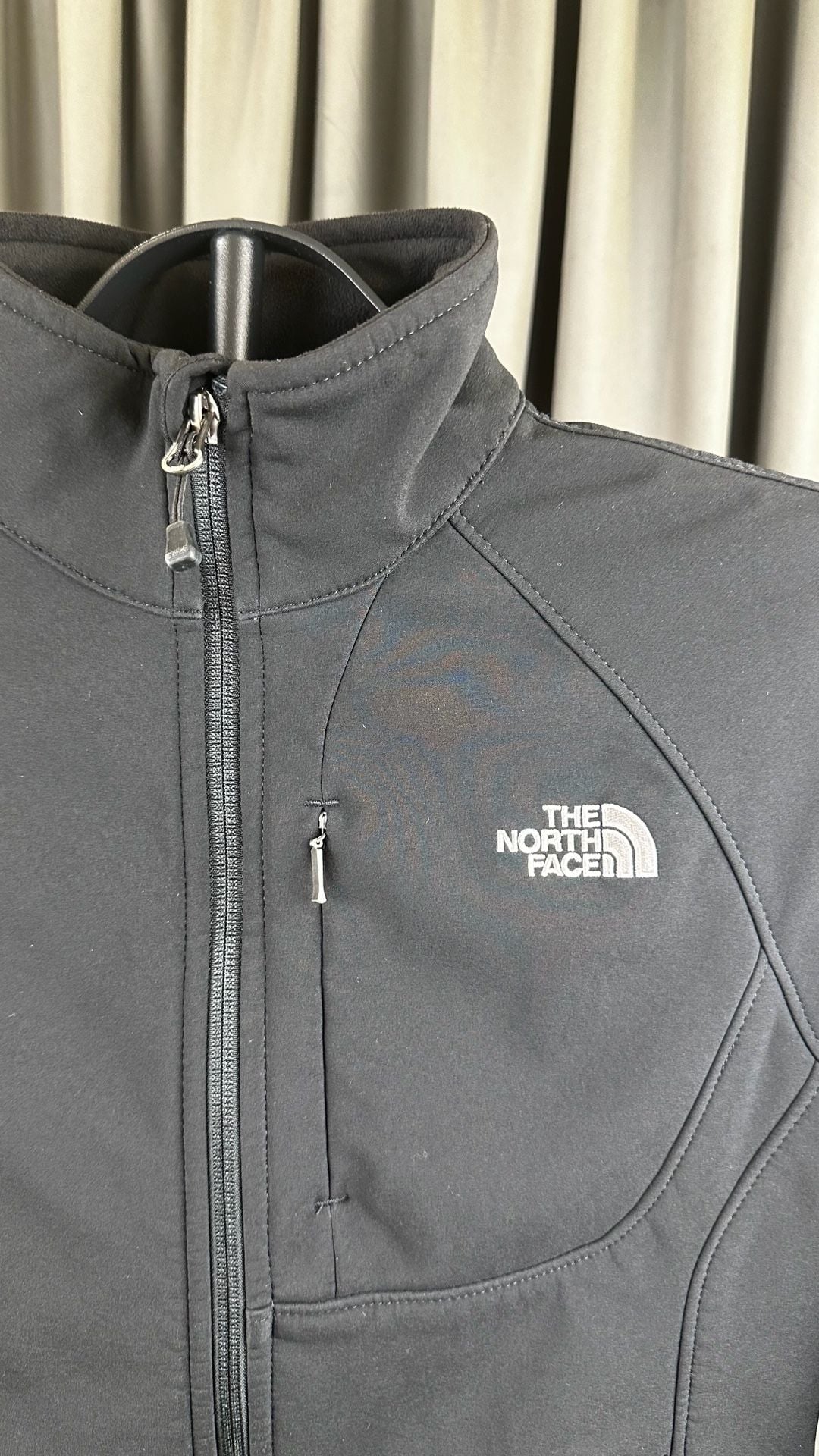 The North Face Apex Bionic Softshell Jacket Black Full Zip 3