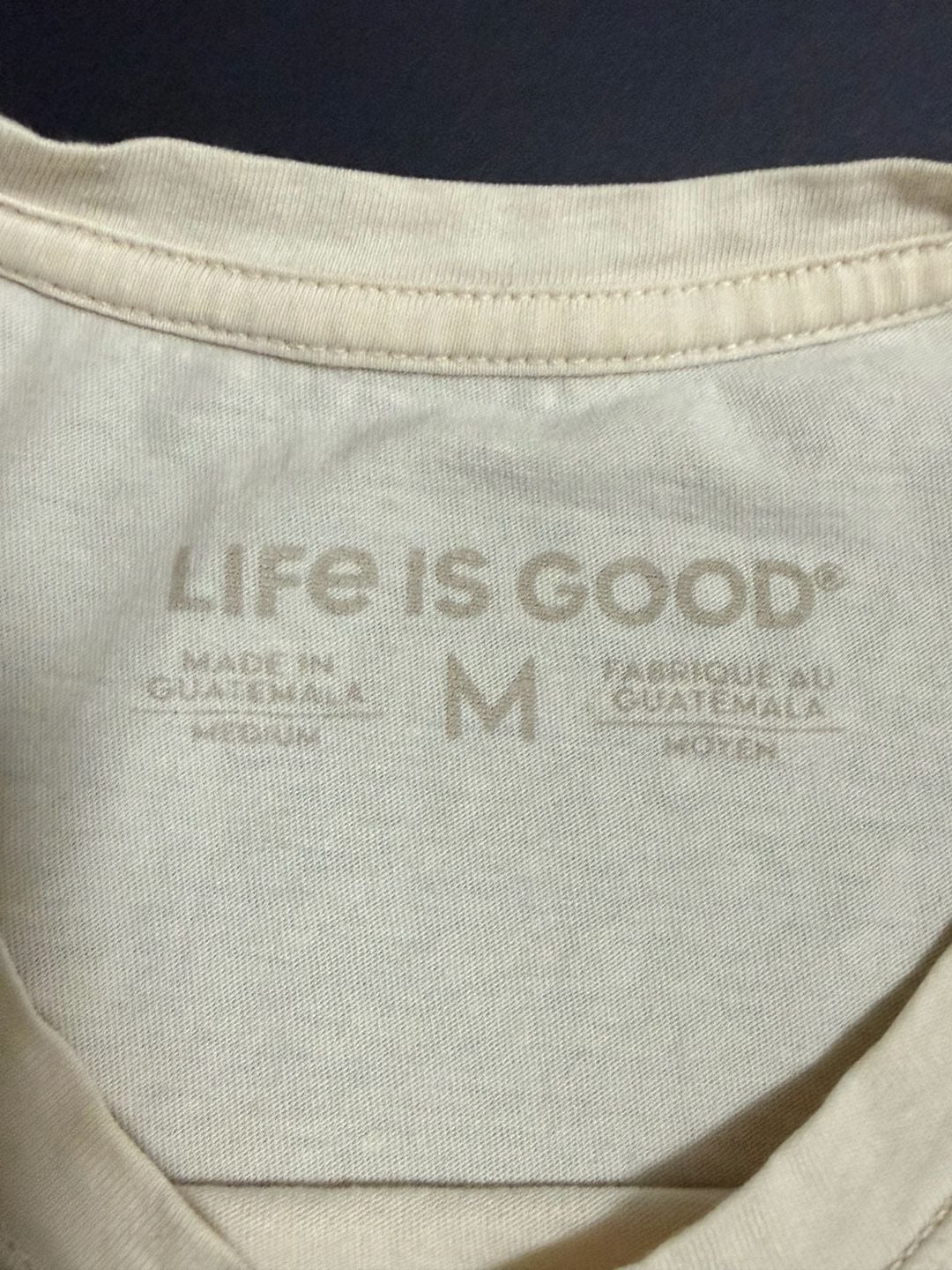 Life is Good Three Daisies Crusher Tee Size M Cream Graphic T-Shirt 4