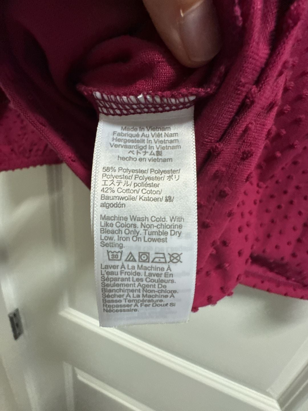 Women’s J. Crew Clip Dot Long Sleeve Top Size XS Magenta 7