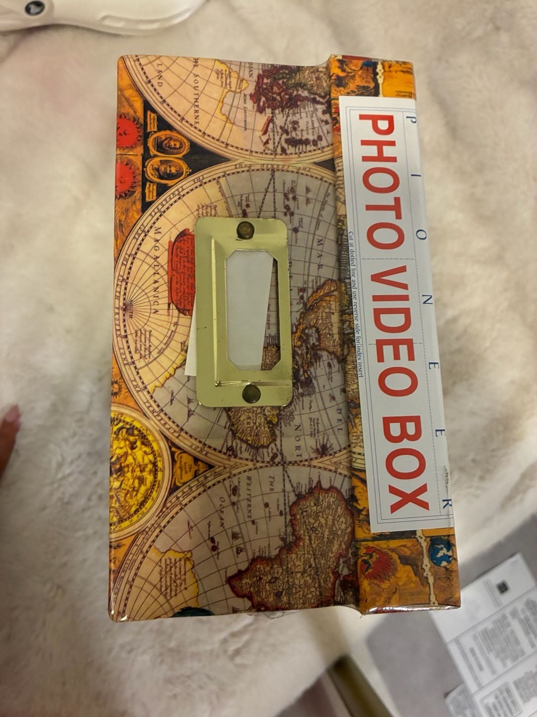 Pioneer Heavy-Duty Photo Video Box B-1 World Map Print 2