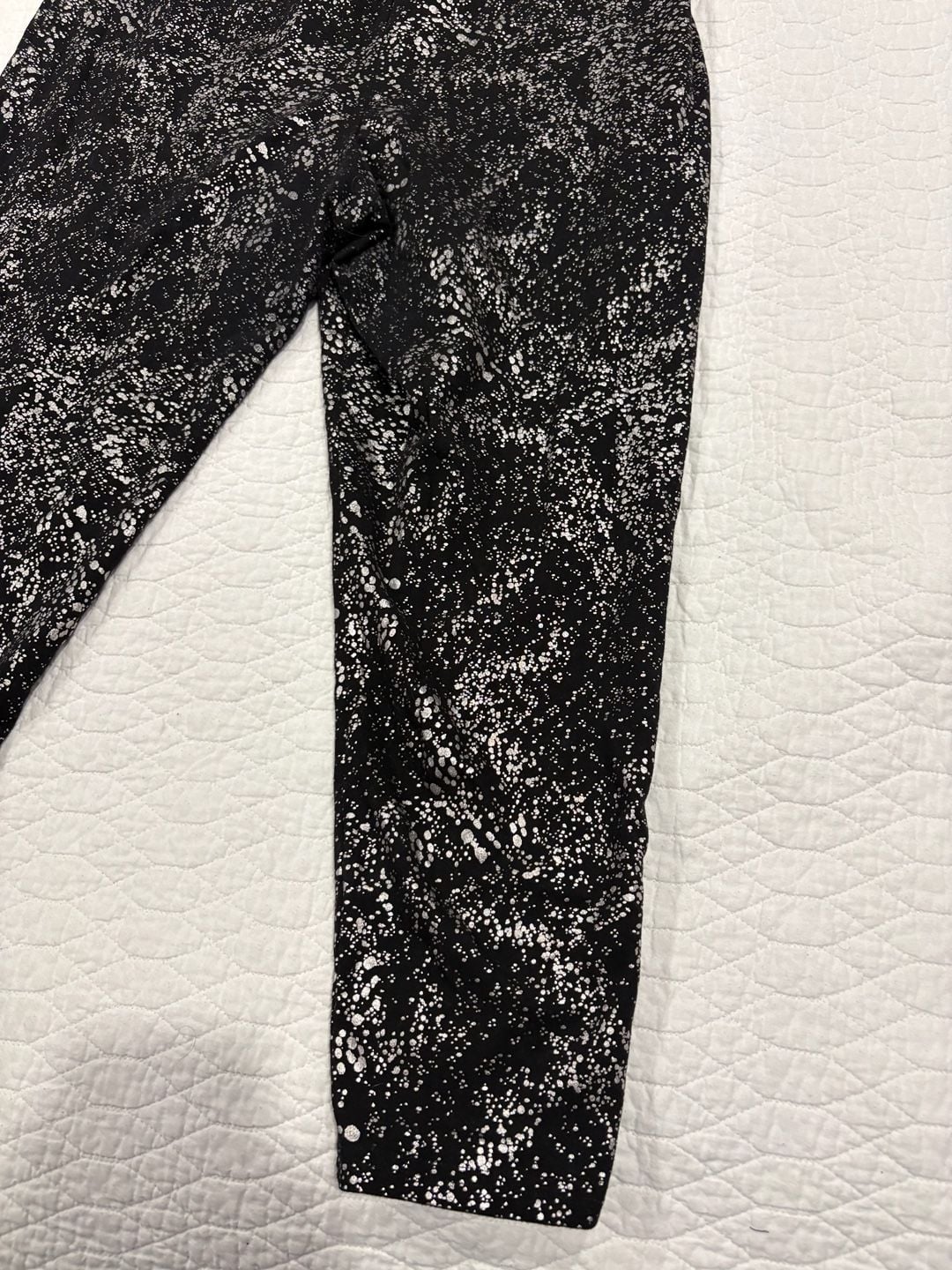 Torrid Size 3 Black Silver Metallic Splatter Print Leggings Stretch Skinny Pants 8