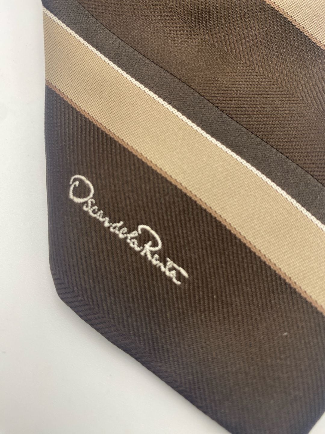 Oscar De La Renta Brown Striped Silk Necktie 2