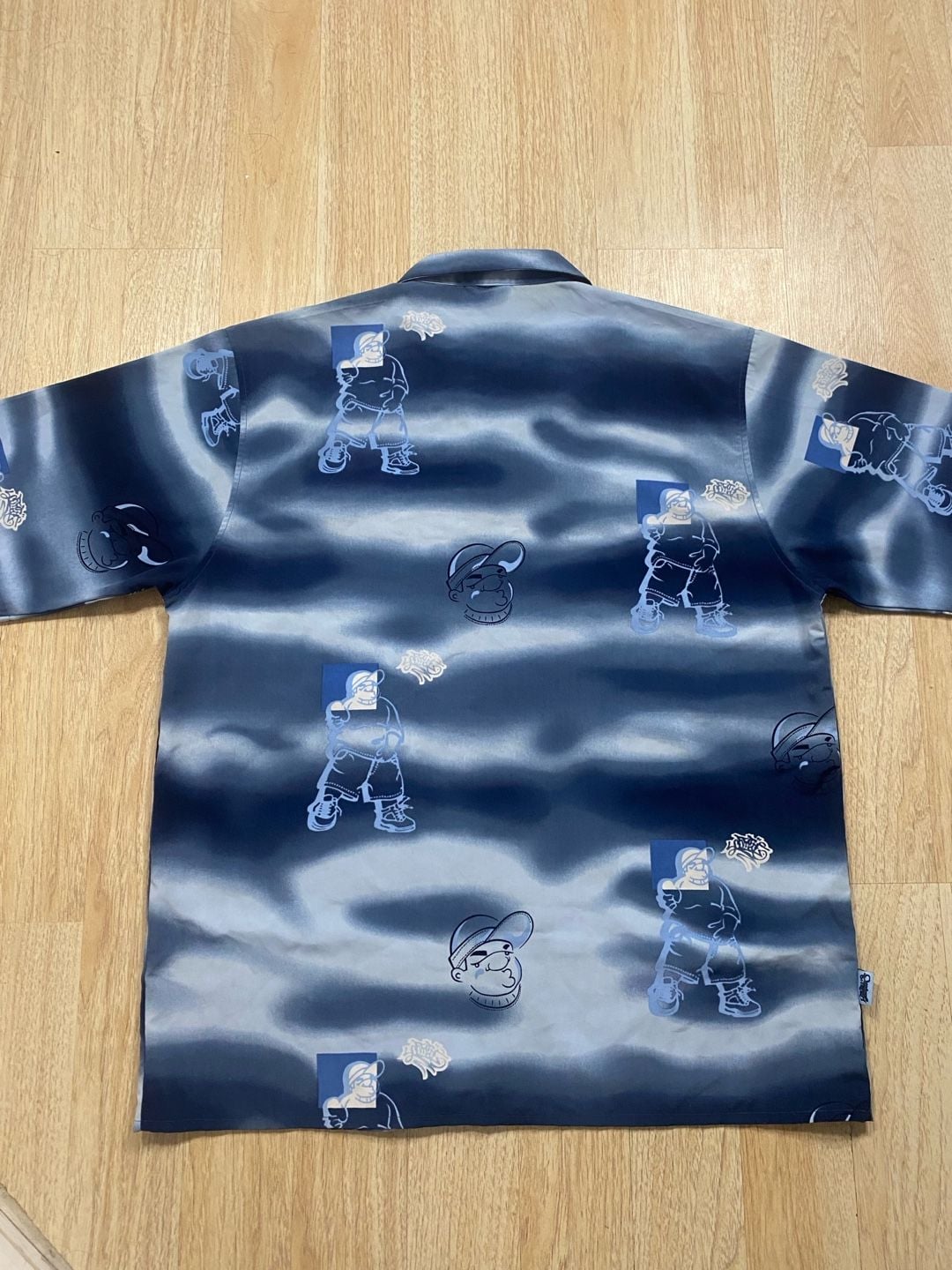 Southpole Button Down Shirt Size XL Blue Graphic Print Short Sleeve 8
