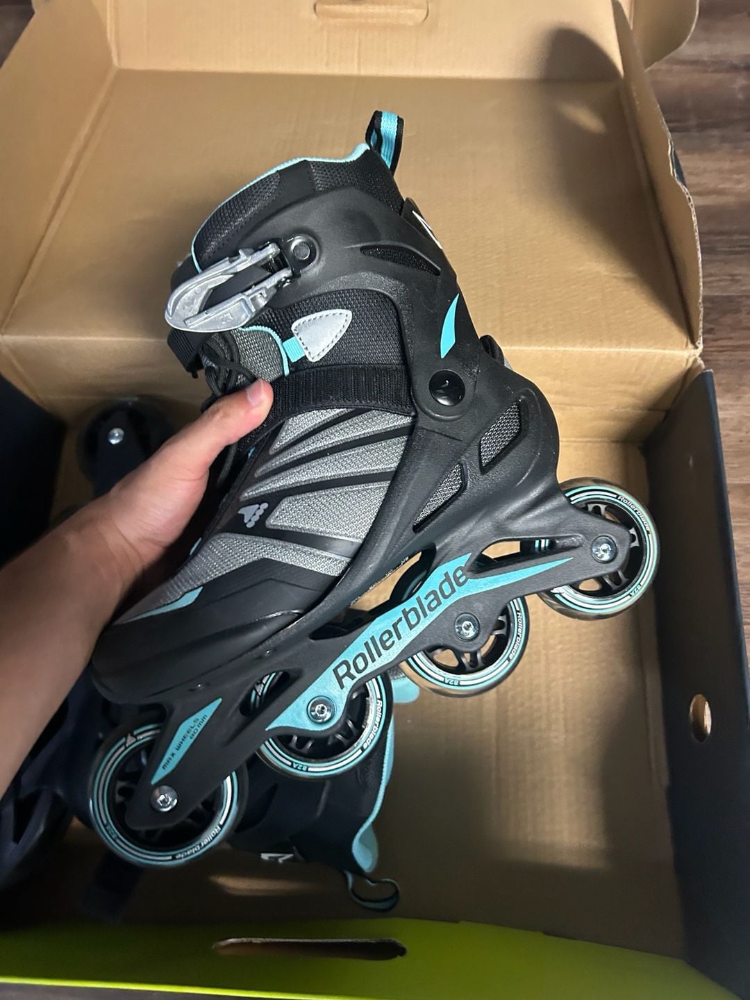 Rollerblade Zetrablade W Size 8 Black Light Blue Inline Skates 8