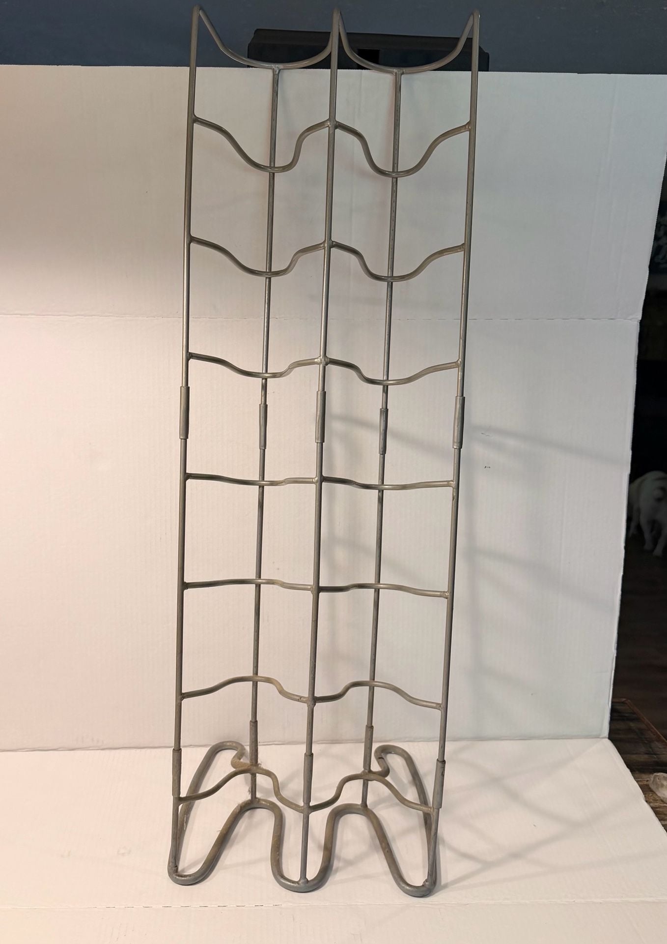 Vintage Metal Wire CD Storage Tower Floor Standing Media Rack 120 CDS 1