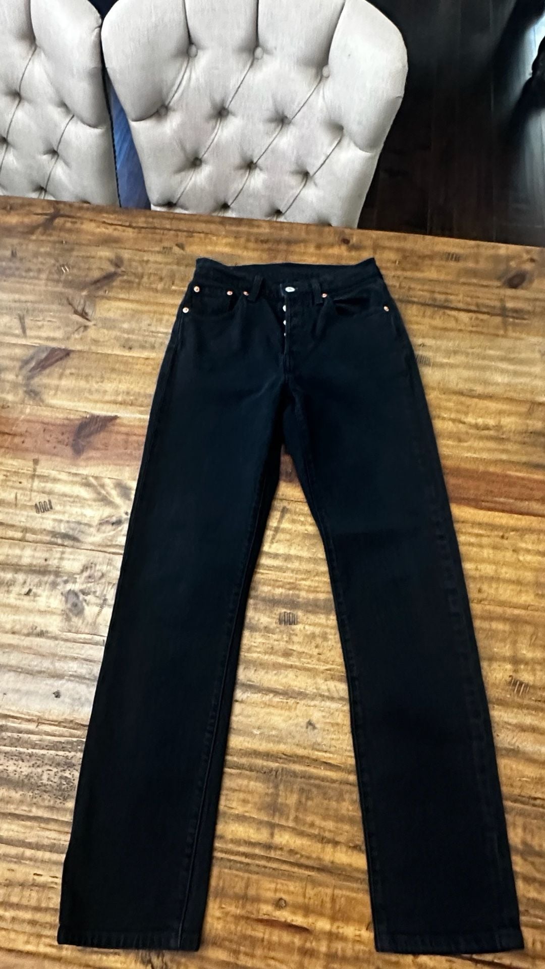 Levi's 501 Original Fit Jeans Size W25 L30 Black Button Fly 2