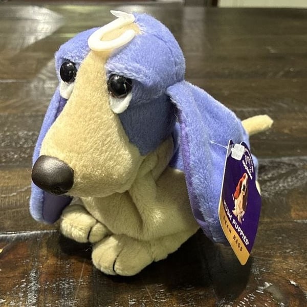 Applause Hush Puppies Berry Frappe Basset Hound Bean Bag Plush Stuffed Toy