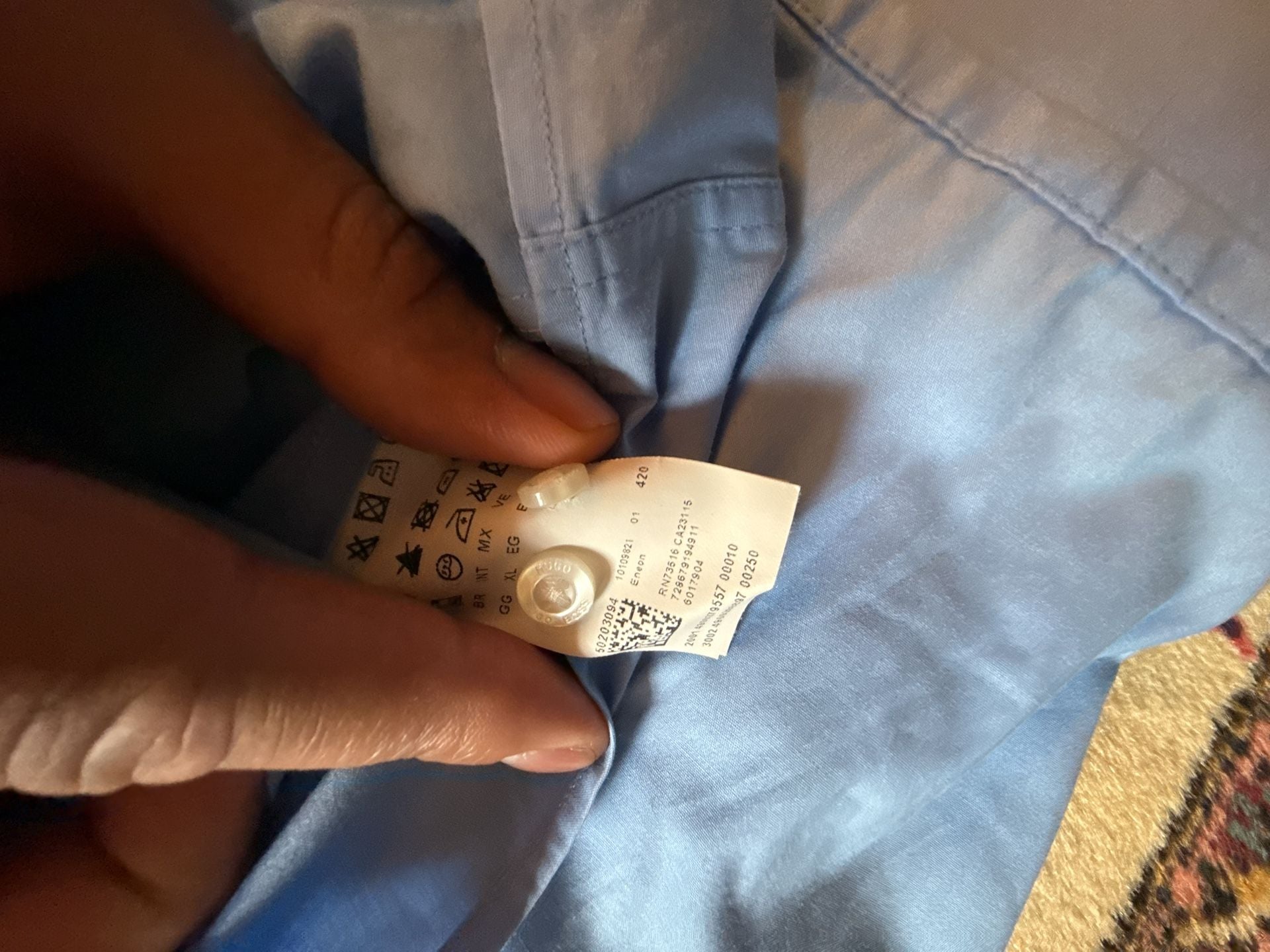 Hugo Boss Slim Line Dress Shirt Size XL Light Blue Long Sleeve 6