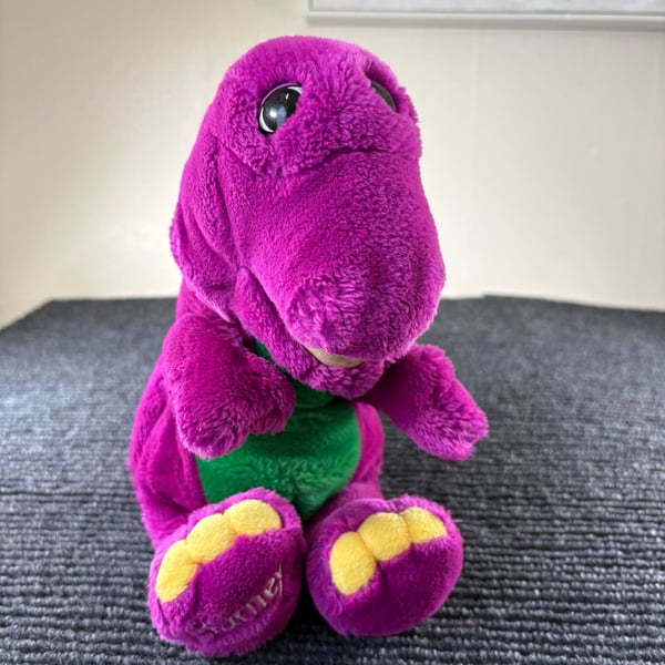 Vintage 1992 Barney Purple Dinosaur Plush Stuffed Animal Toy puppet