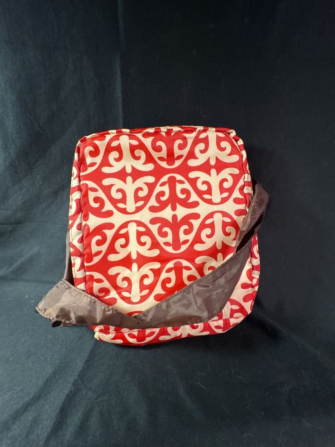 Infantino Stay Cool Cooler Bag Red Cream Printed Crossbody Diaper Bag 7