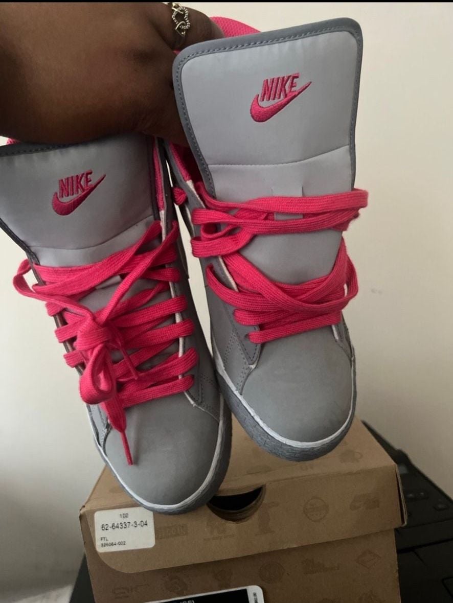Nike Blazer Mid GS Size 6.5Y Wolf Grey White Spark 5