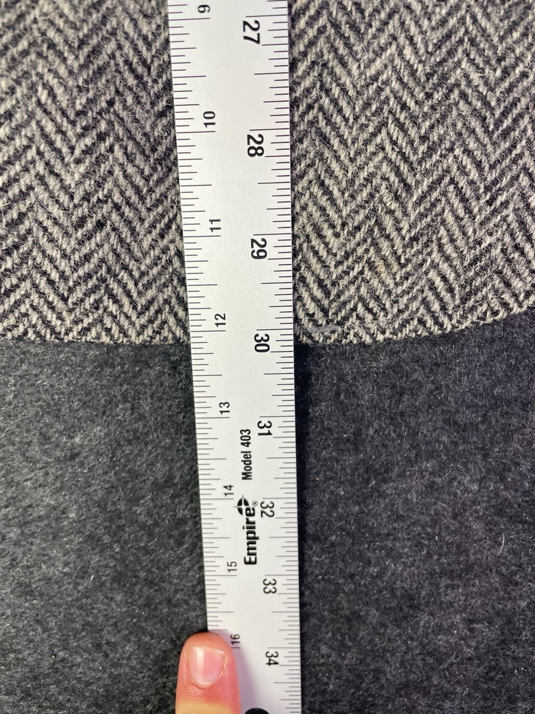 Harris Tweed Wool Sport Coat Gray Herringbone Blazer 5