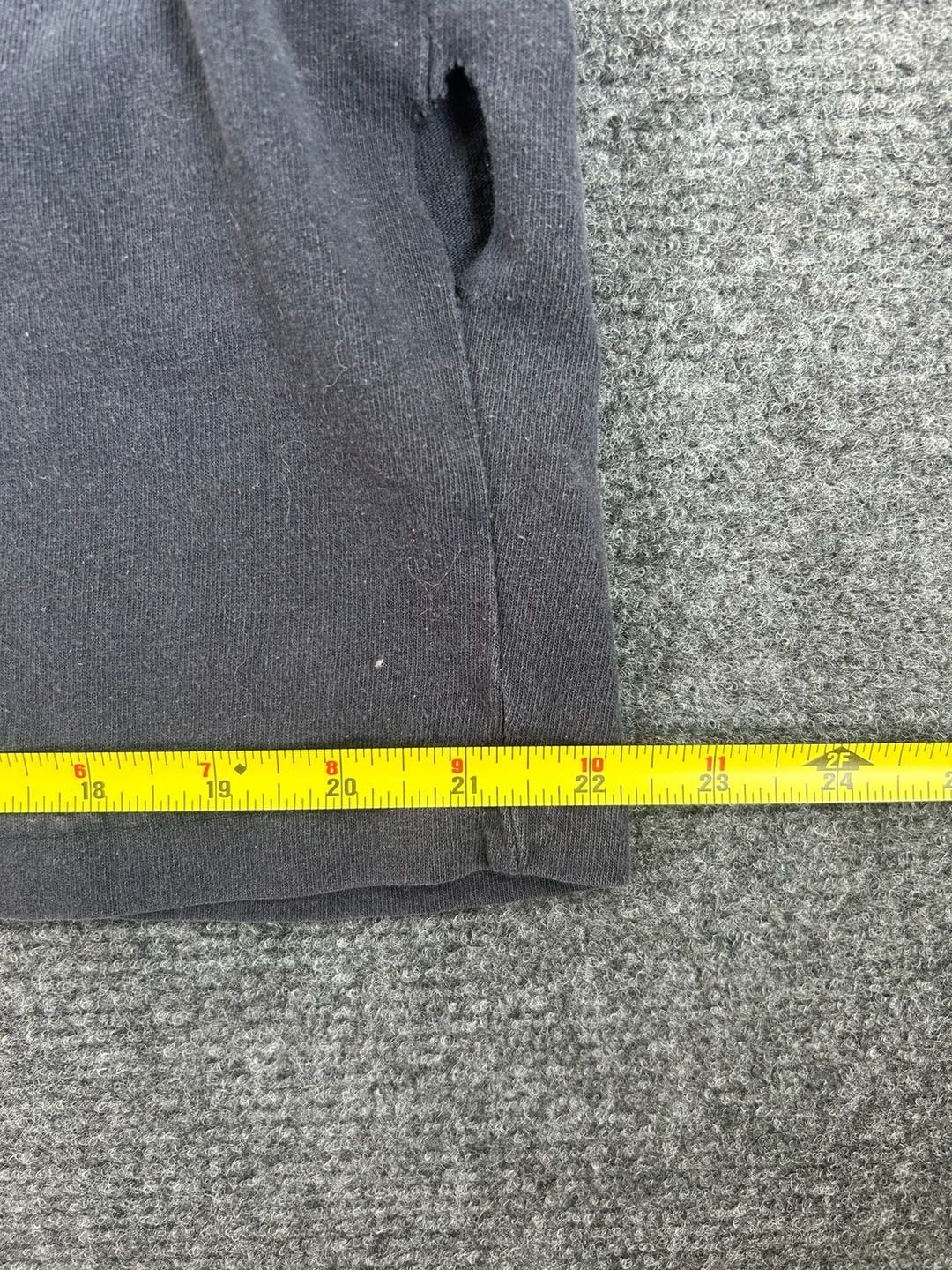 Carhartt Pocket T-Shirt Size M Black Original Fit 9