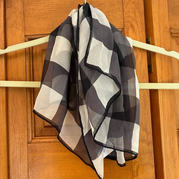 Talbots 100 % Silk Scarf Black White Check Plaid Sheer 21x21  Made in Italy 
