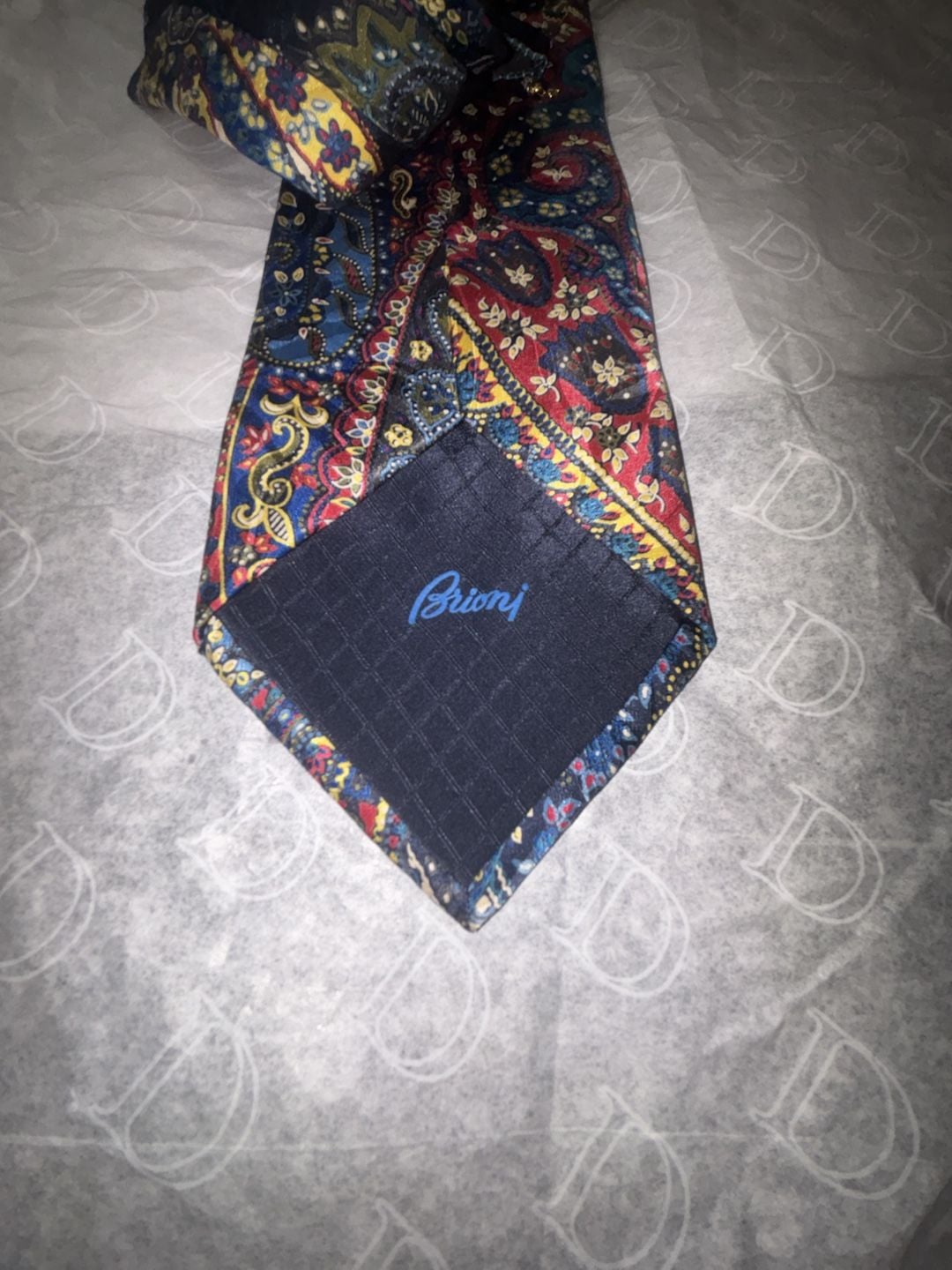 Brioni Silk Paisley Tie Multi-Color 3.75 x 61 2