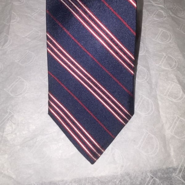Brooks Brothers Silk Tie Navy Red Stripe