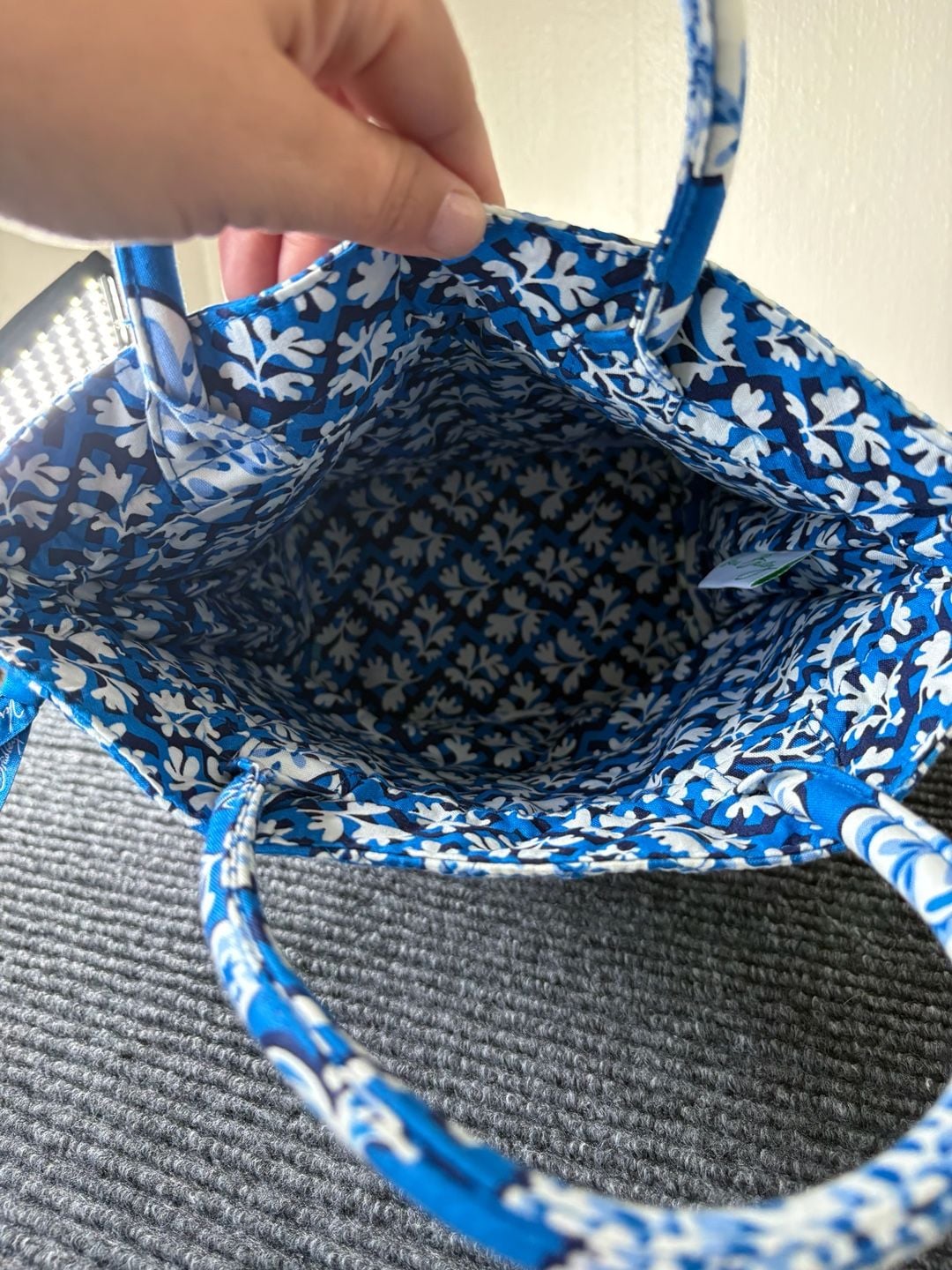 Vera Bradley Quilted Blue Floral Tote Bag And Zip Wallet Set 8
