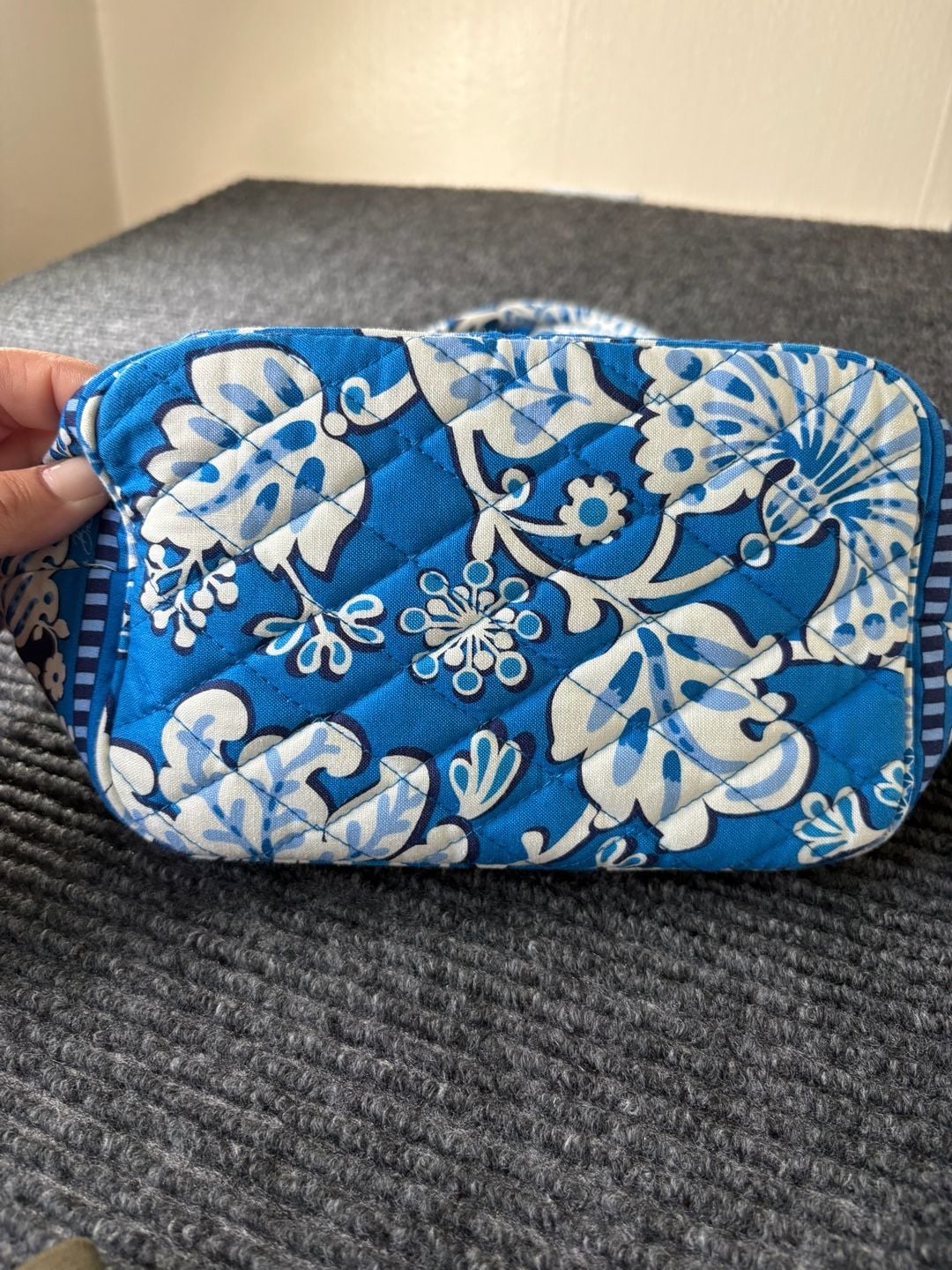 Vera Bradley Quilted Blue Floral Tote Bag And Zip Wallet Set 9
