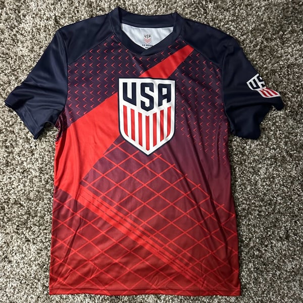 U.S. Soccer Redline Performance T-Shirt Size M Blue Red