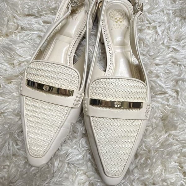 Vince Camuto Size 9 Slingback Loafer Heels White
