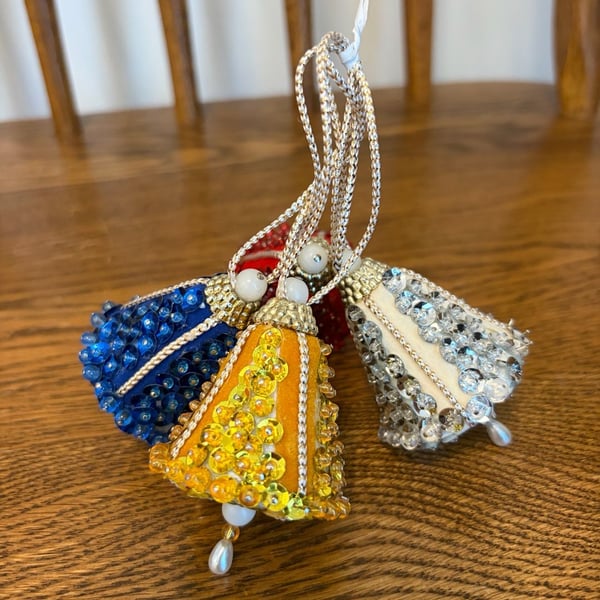 Vintage Sequin Push Pin Bell Christmas Ornaments Set of 4