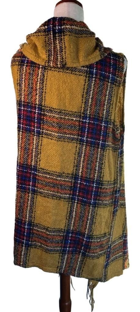 maurices Plaid Ruana Scarf Yellow Fringe 3