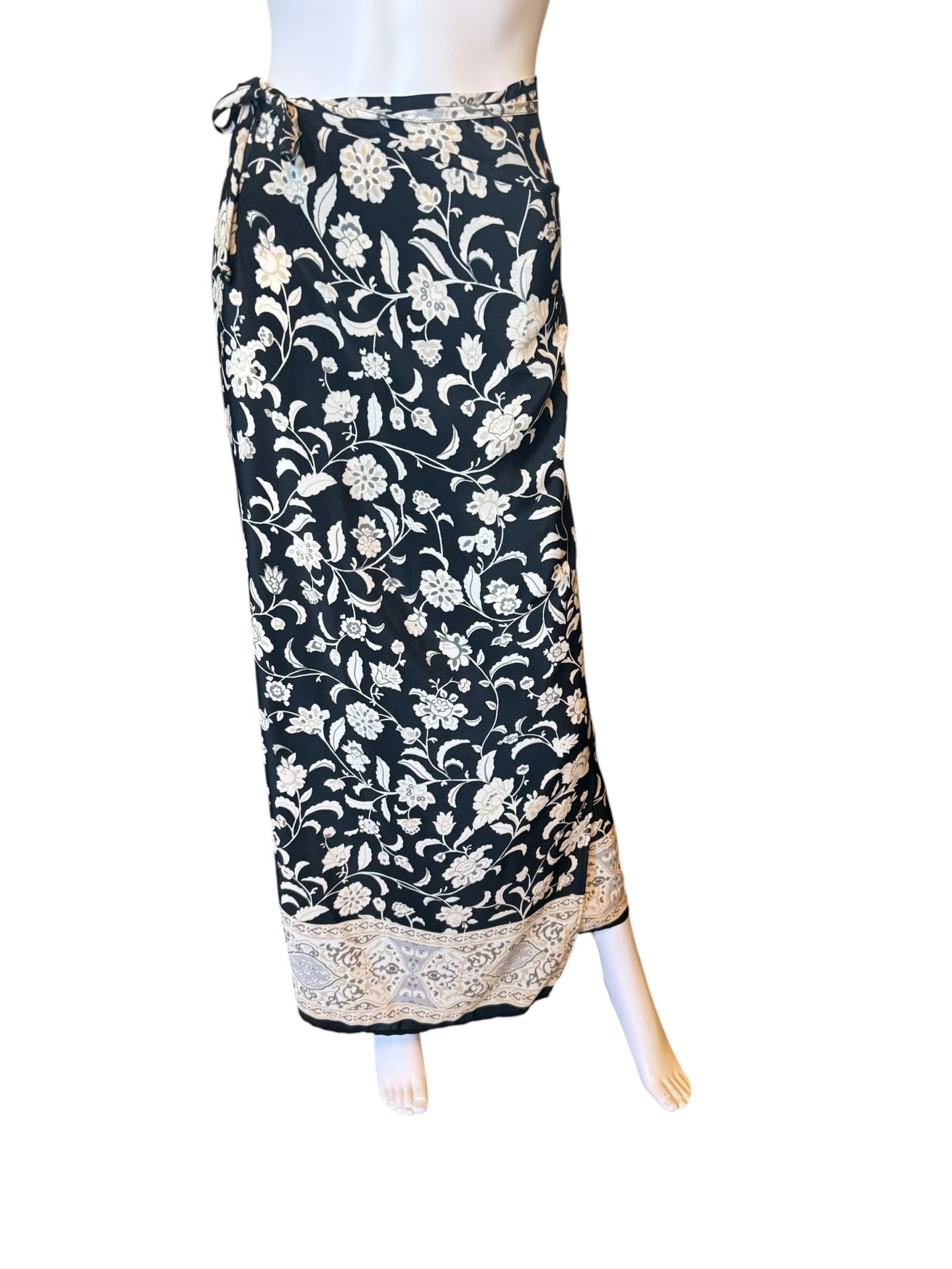 Jonathan Martin Floral Print Wrap Maxi Skirt Size Small Black White 3