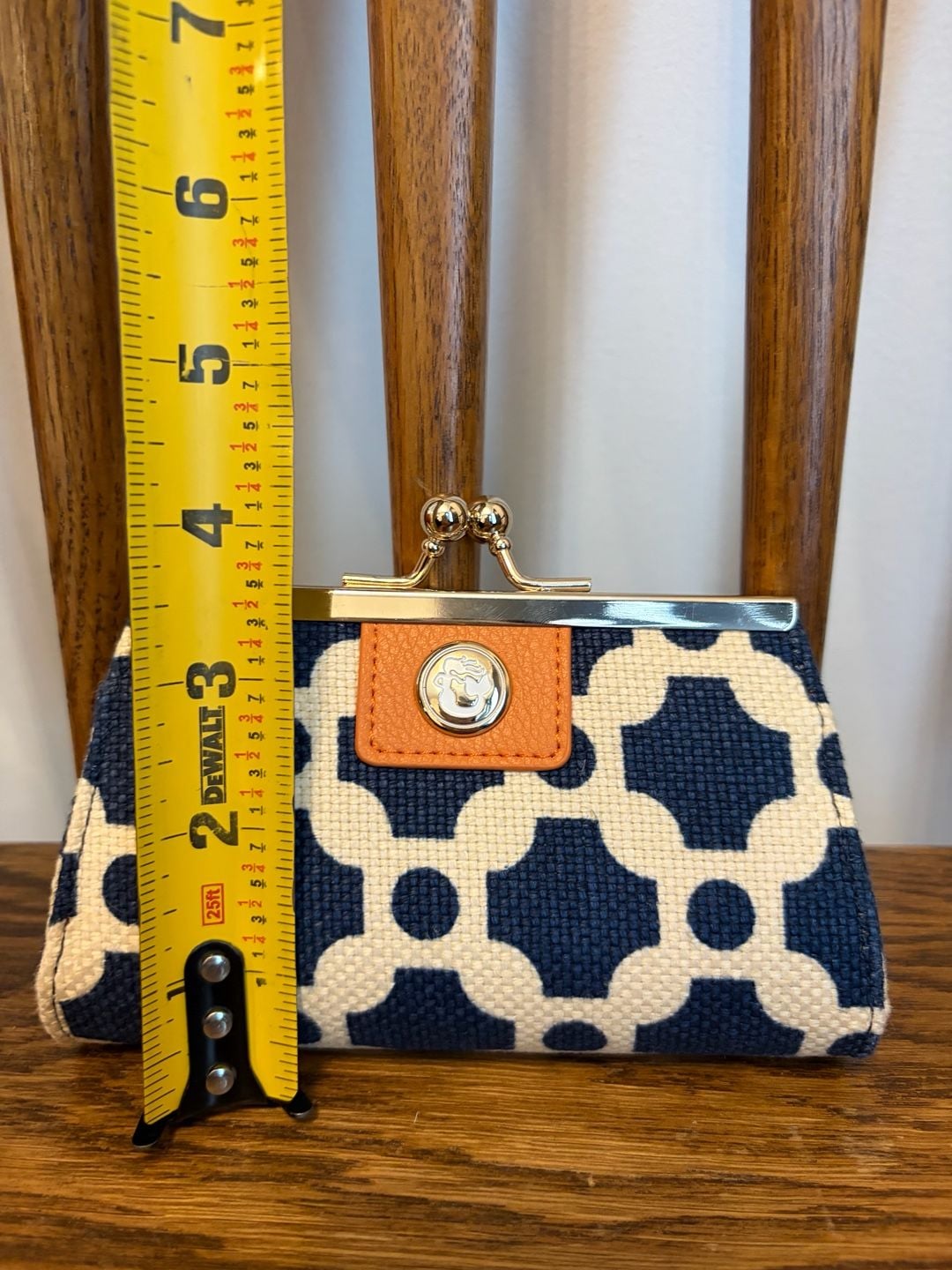 Spartina 449 Kiss Lock Coin Purse Blue White Geometric Linen Leather 7