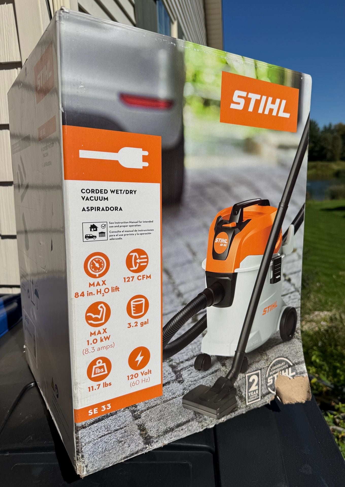 Stihl SE 33 Corded Wet/Dry Vacuum Cleaner 1