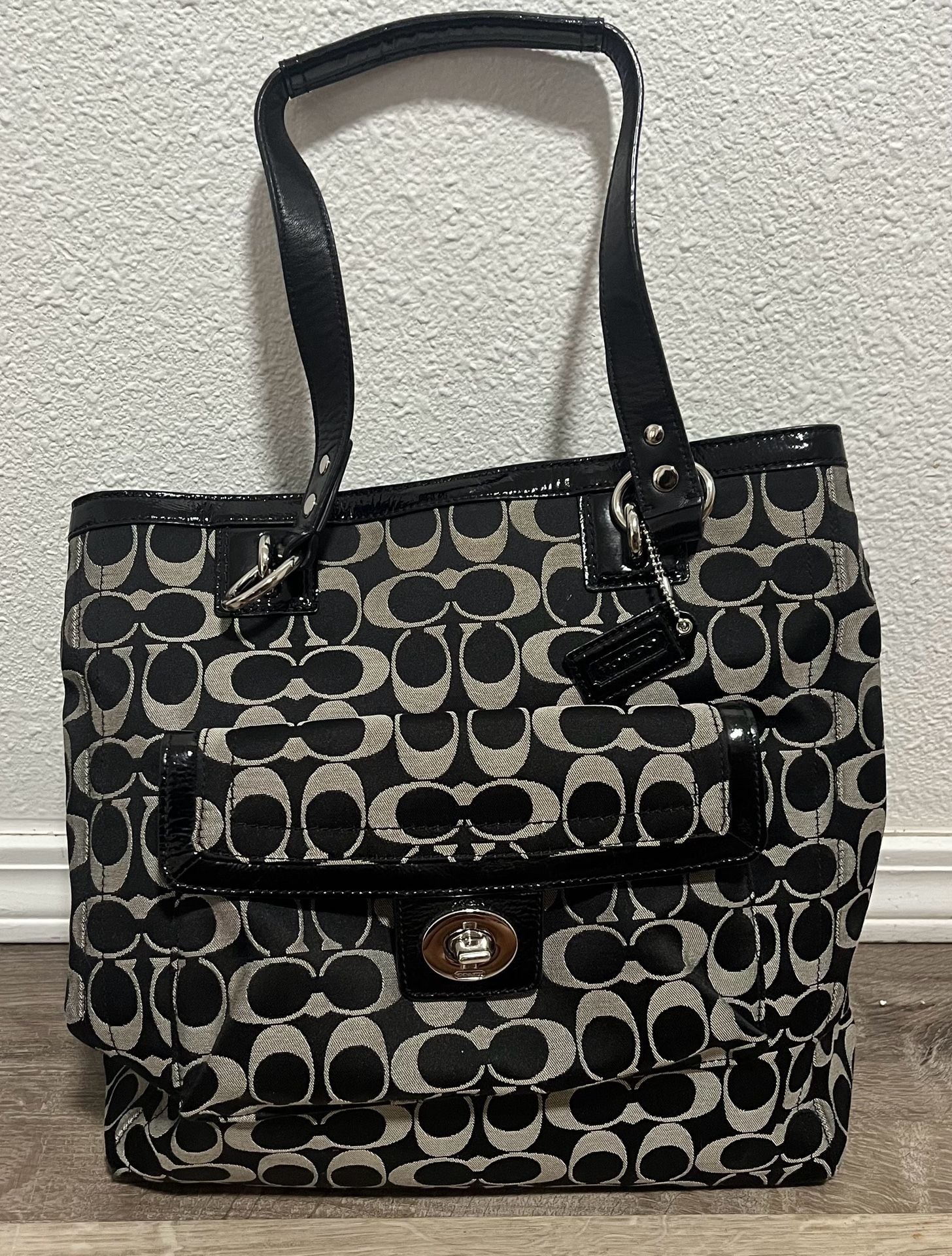 Coach Signature Sateen Black and White Tote Bag F19262 2