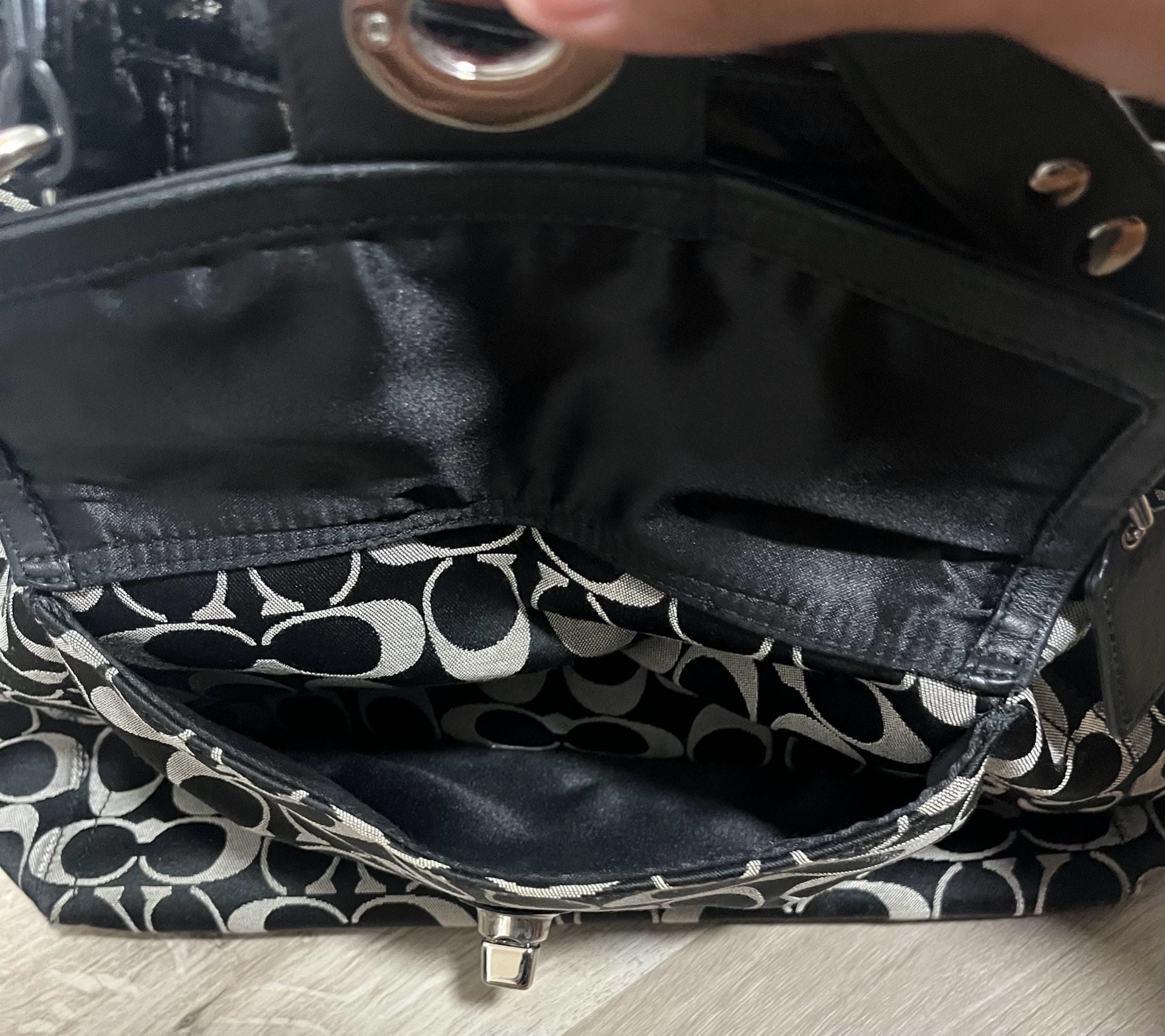 Coach Signature Sateen Black and White Tote Bag F19262 3