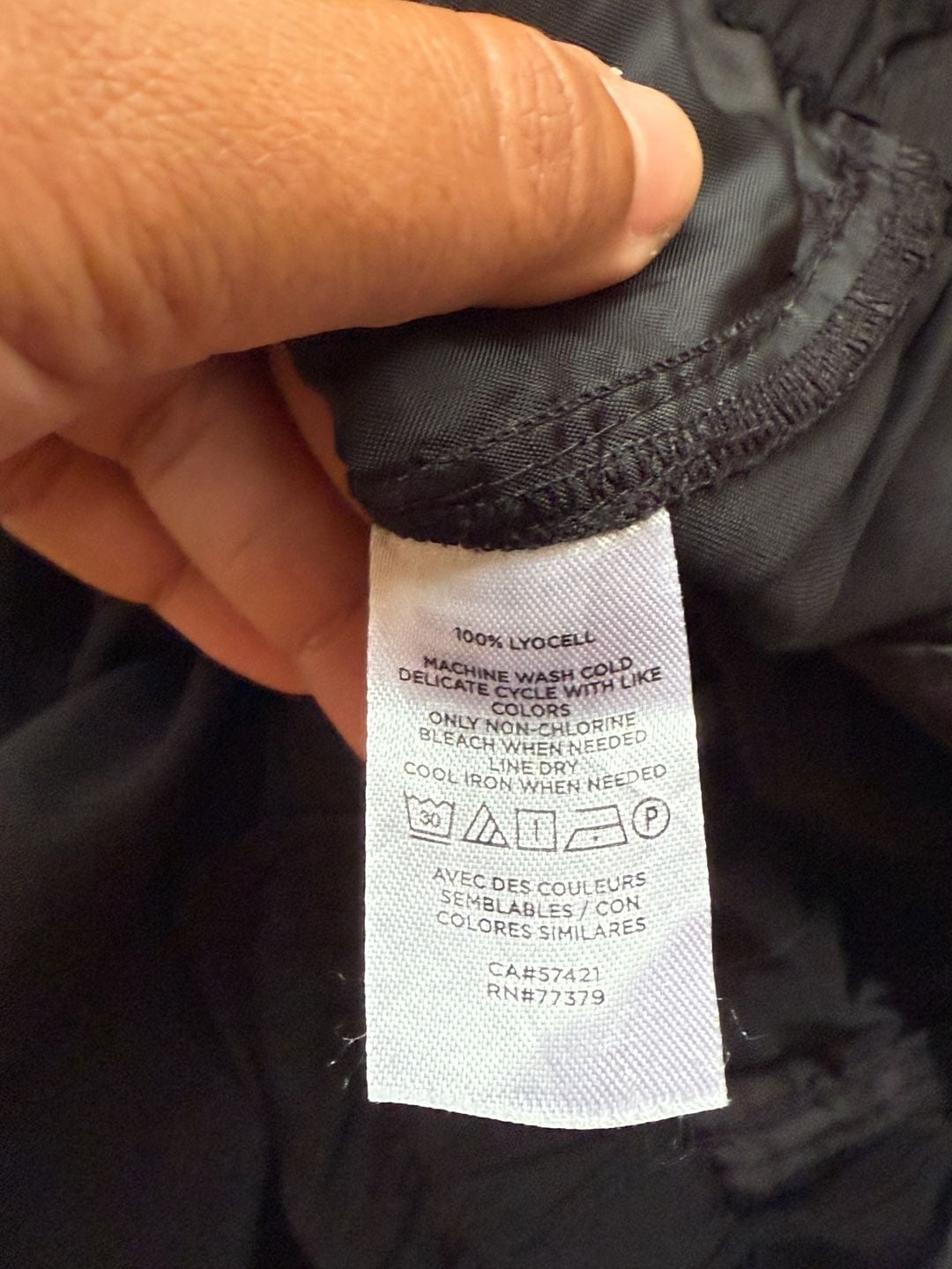 Ann Taylor Black Elastic-Waist Tapered Joggers size M 9