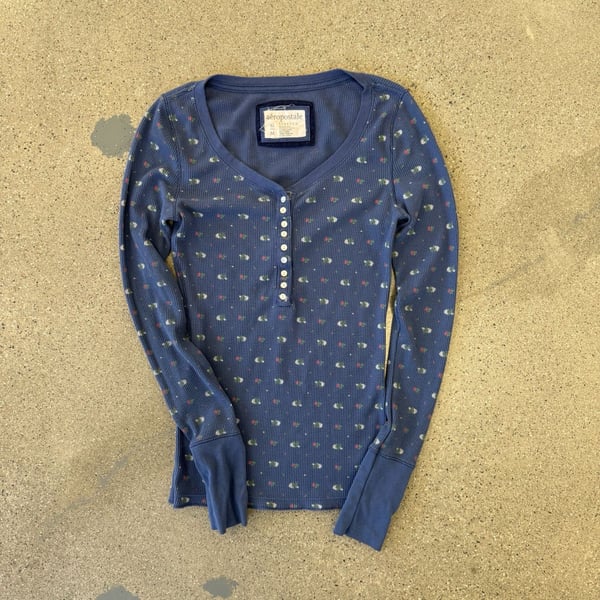 Vintage Aeropostale 2000’s Thermal Henley Blue With Flowers Size Medium