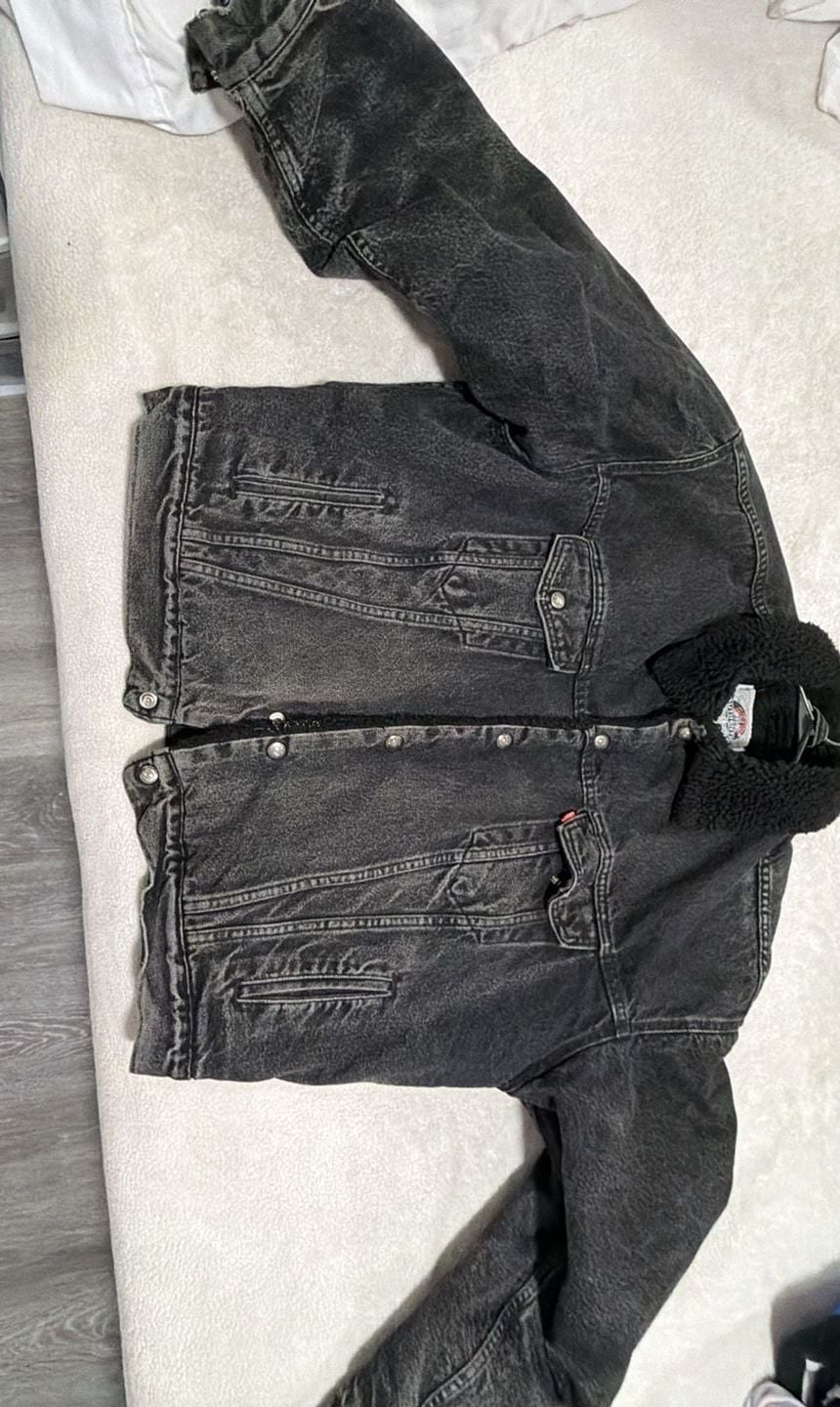 Levi's Sherpa Trucker Jacket Black Denim Wash 2