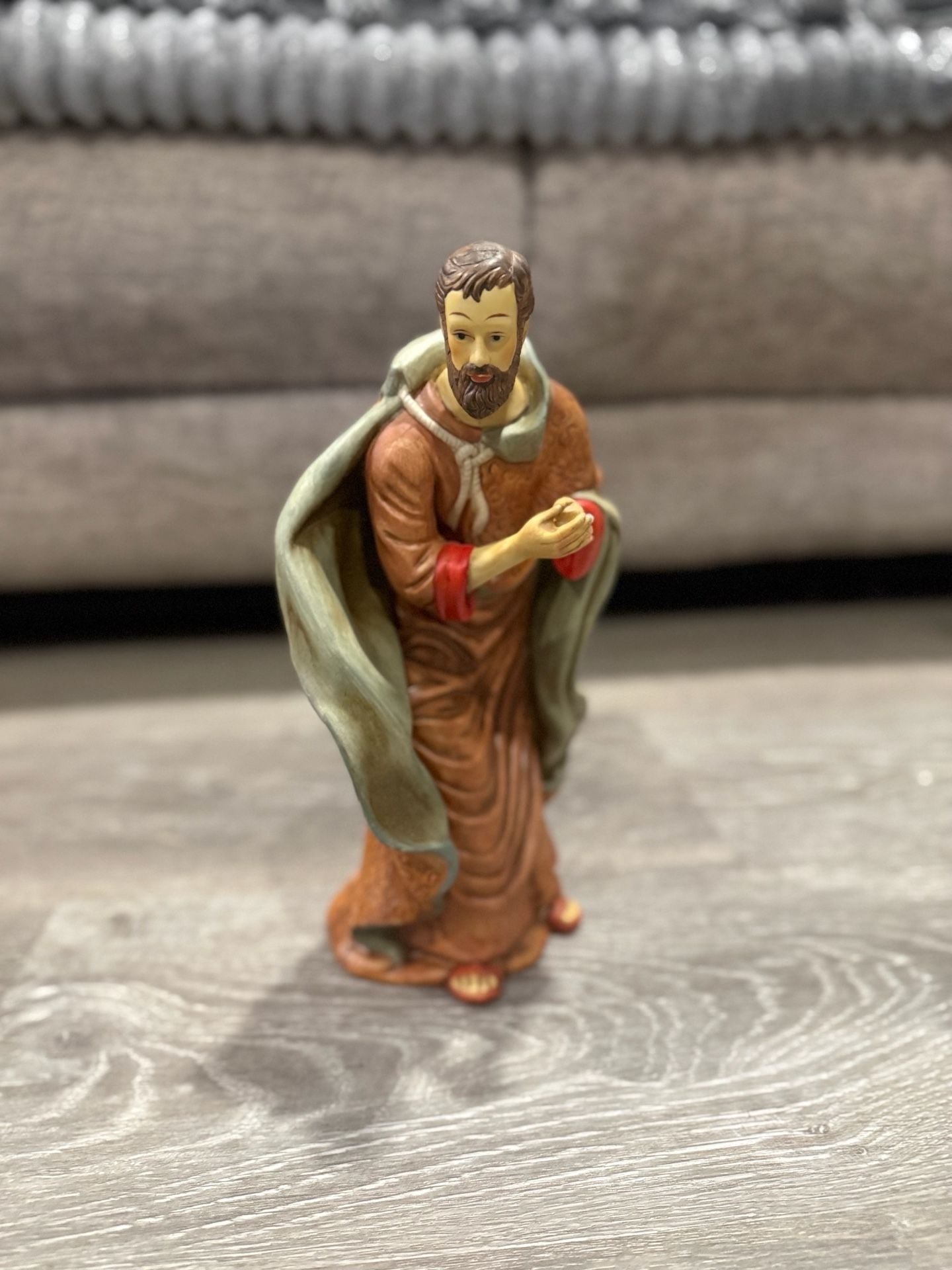 O'Well Novelty 1994 Porcelain Nativity Holy Family Figurines 3-Piece Set 7