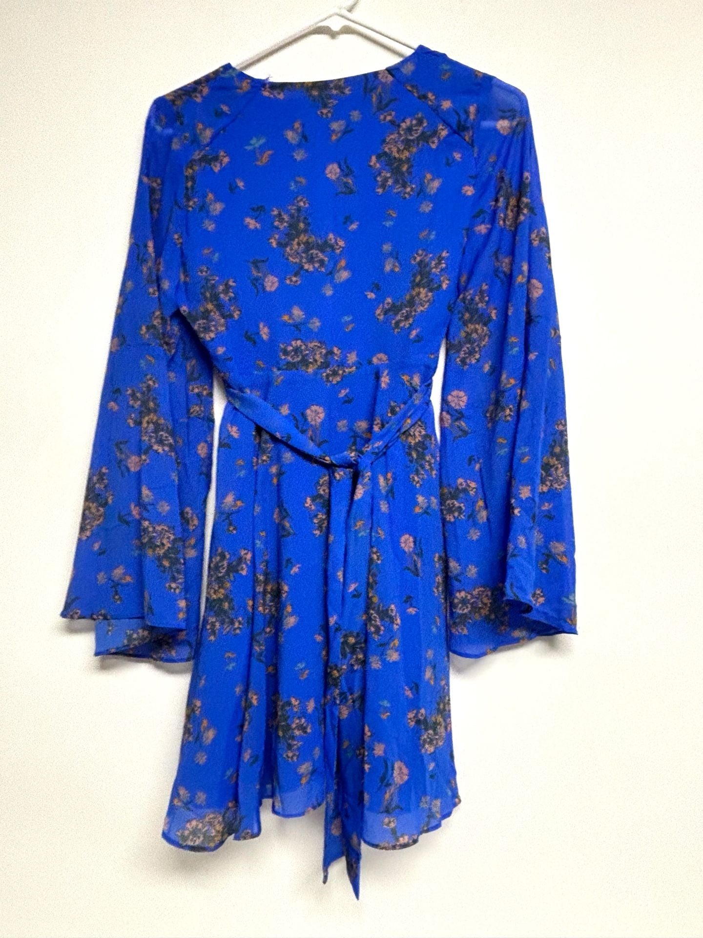 Free People Lilou Printed Dress Size XS Blue Floral Bell Sleeve V-Neck 7