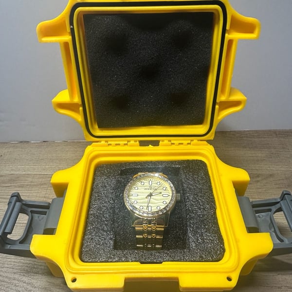 Invicta Specialty Gold Watch