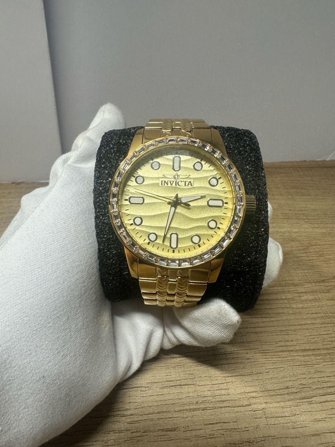 Invicta Specialty Gold Watch 3
