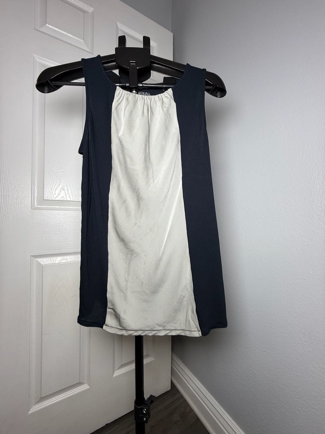 Merona Sleeveless Tank Top Size M Black White Colorblock 3