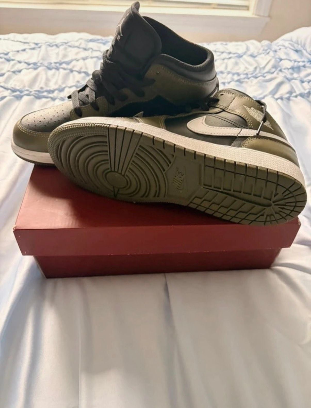 Jordan Air Jordan 1 Mid Medium Olive White Black Sneakers 6