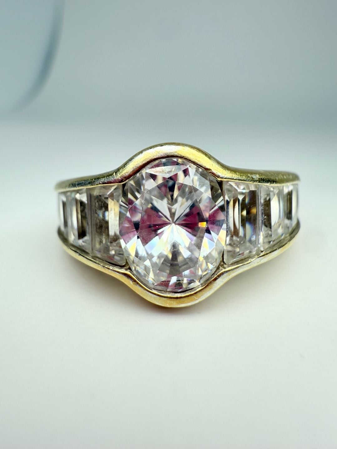 Vintage Gold Tone Oval Crystal Baguette Cocktail Ring Size 8.5 2