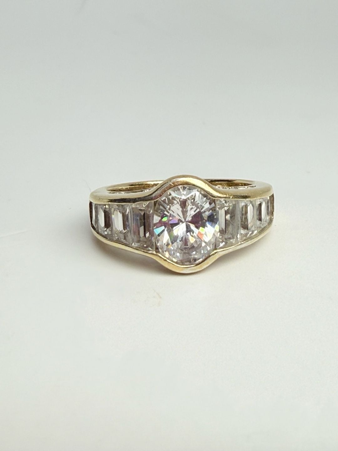 Vintage Gold Tone Oval Crystal Baguette Cocktail Ring Size 8.5 20
