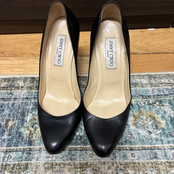 Y2K Vintage Jimmy Choo Gold Accent Leather Pumps Size US7.5/EU37.5
