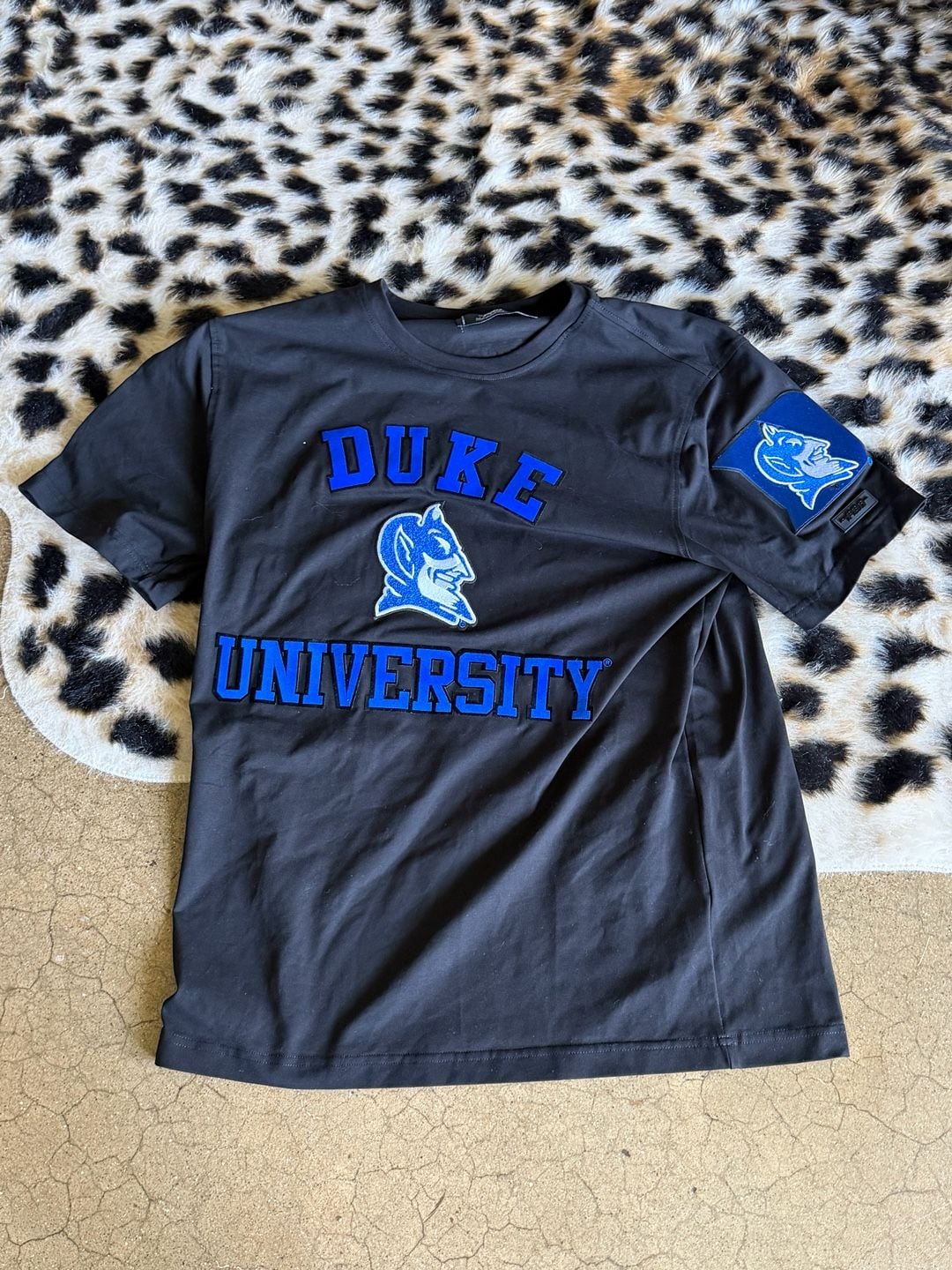 Pro Standard Duke University T-Shirt Size M Black Blue Devils 2