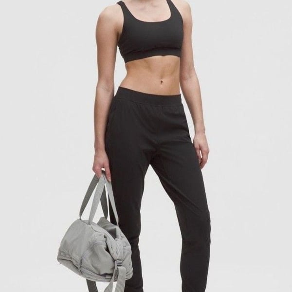 221 Lululemon Adapted State HR Jogger Regular Size 8 Black